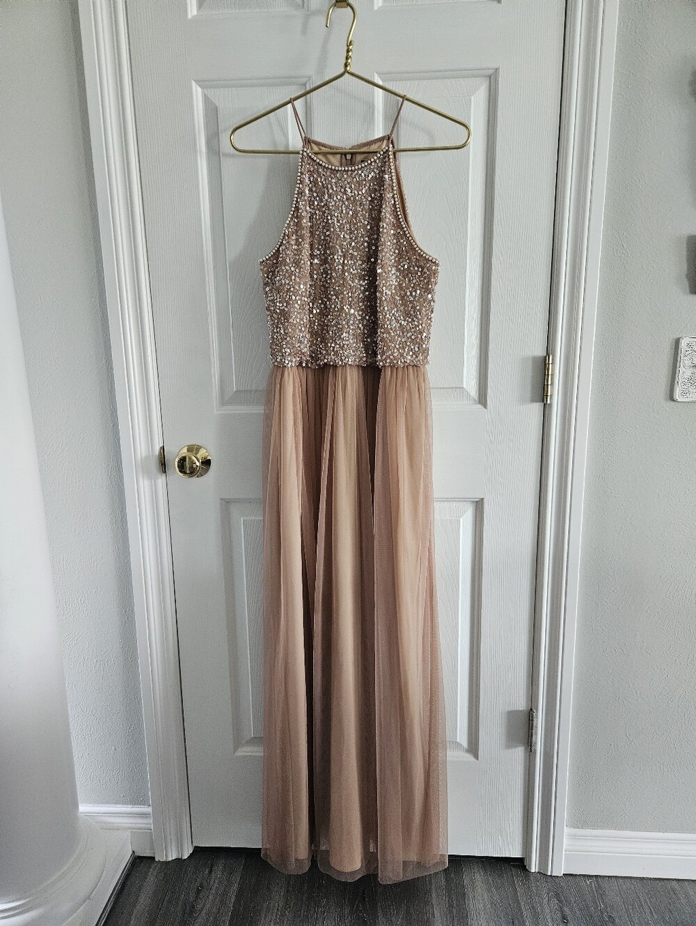 NWOT Adrianna Papell Sequin Halter And Layered Tulle Gown- Taupe Pink